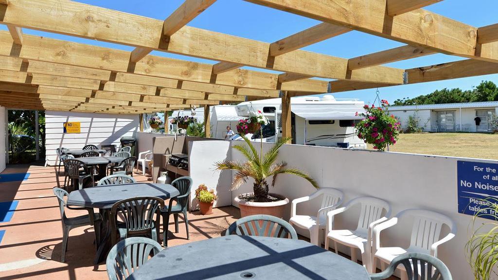 Ninety Mile Beach Holiday Park Waipapakauri Extérieur photo